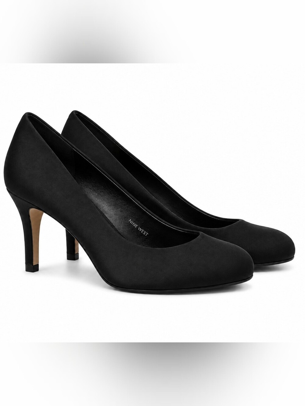 Le Chateau Womens Classic Black Satin Pumps Size 8 - Picture 1 of 5